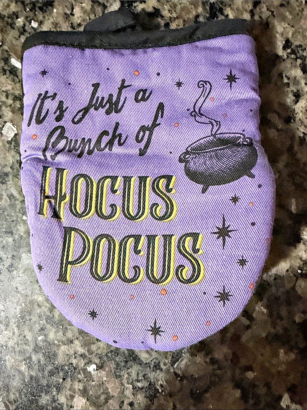 Hocus Pocus Oven Glove. NWOT